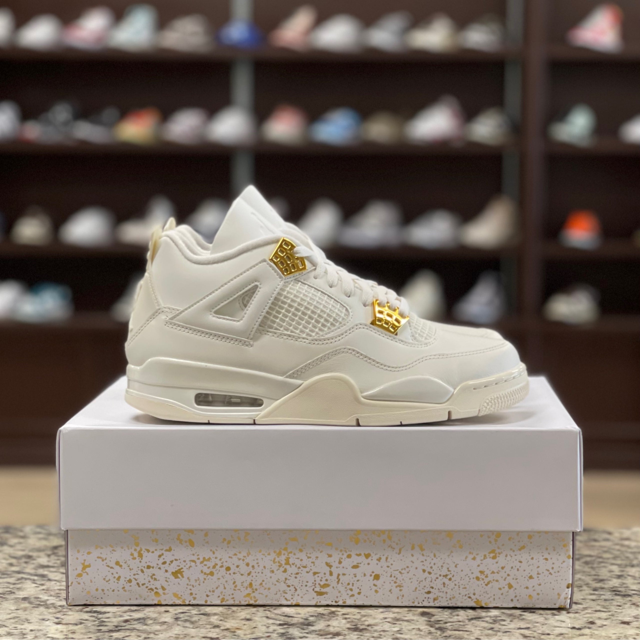 Jordan retro 4 gold on sale